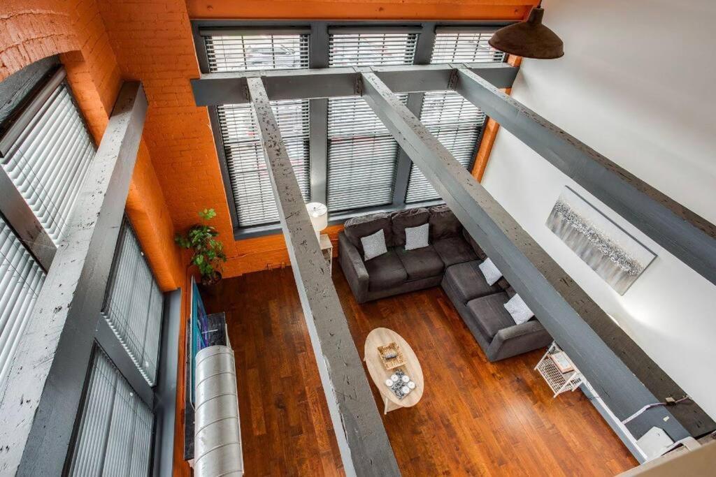 Appartamento Centric Modern Loft W/ King Beds Rochester Esterno foto